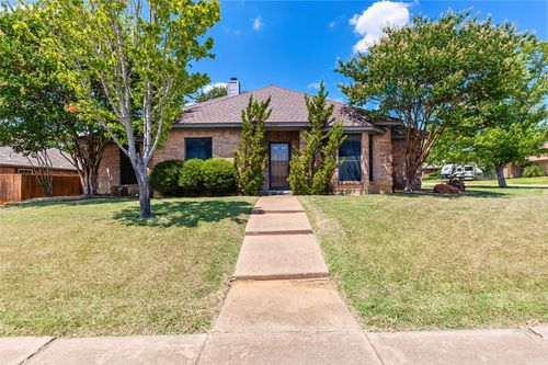 7133 Starnes Rd, North Richland Hills, TX, 76182-7721 | Card Image
