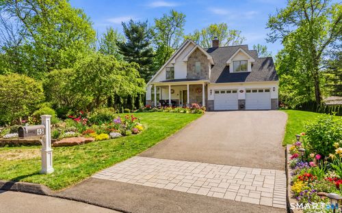 45 Indian Hill Rd, Farmington, CT, 06032-2818 | Card Image