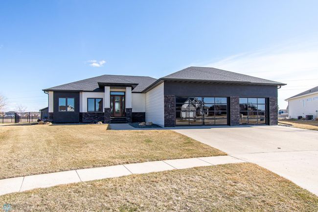 Front Exterior | Image 4
