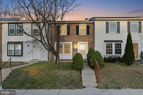 19847 Wheelwright Dr, GAITHERSBURG, MD, 20886-1048 | Card Image
