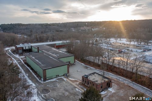 30 Harris St, Putnam, CT, 06260-1907 | Card Image