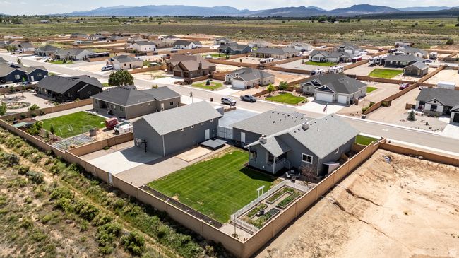 Aerial view of residential area with a mountain backdrop | Image 118