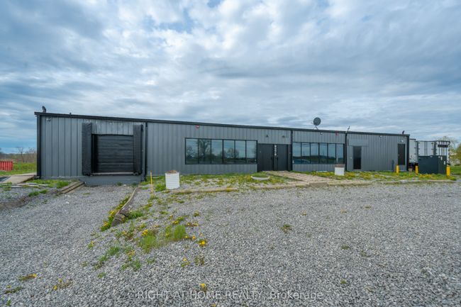 8268 Regional Rd 20, Home with 0 bedrooms, 0 bathrooms and 30 parking in Smithville ON | Image 4