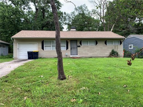 6906 E 114th Ter, Kansas City, MO, 64134-3336 | Card Image