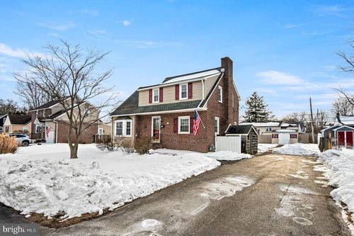 104 S 5 Points Rd, WEST CHESTER, PA, 19382-5224 | Card Image