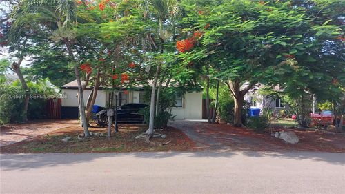 2827 Adams St, Hollywood, FL, 33020-4715 | Card Image