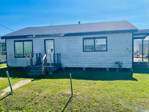 331 St Louis St, Raceland, LA, 70394-3110 | Card Image