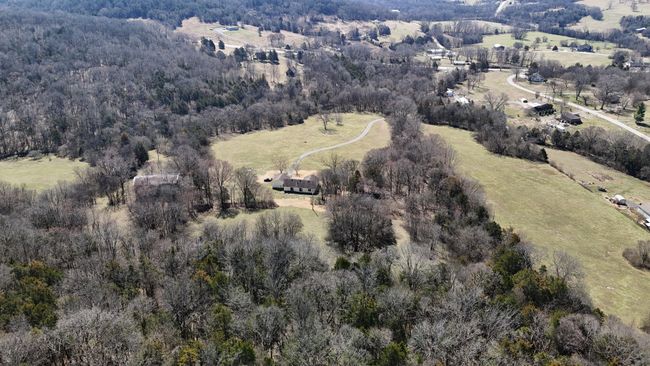 10585 Highway 25 E, House other with 3 bedrooms, 2 bathrooms and 2 parking in Hartsville TN | Image 45