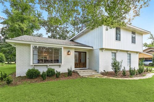 759 Beau Chene Dr, Mandeville, LA, 70471-1603 | Card Image
