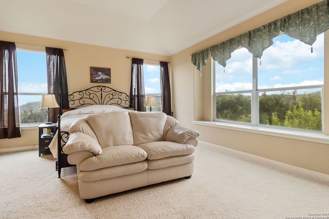 846 County Road 2763, House other with 3 bedrooms, 2 bathrooms and null parking in Mico TX | Image 29