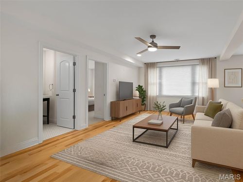 apt-1b-7517 Oxford Dr, Clayton, MO, 63105-2892 | Card Image