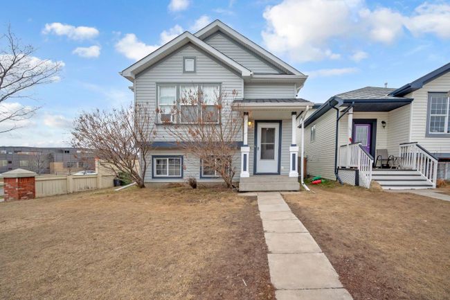 286 Covepark Way Ne, Home with 3 bedrooms, 2 bathrooms and 3 parking in Calgary AB | Image 1