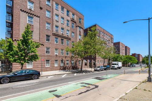 apt-4p-59 Queens Blvd, Woodside, NY, 11377-7711 | Card Image
