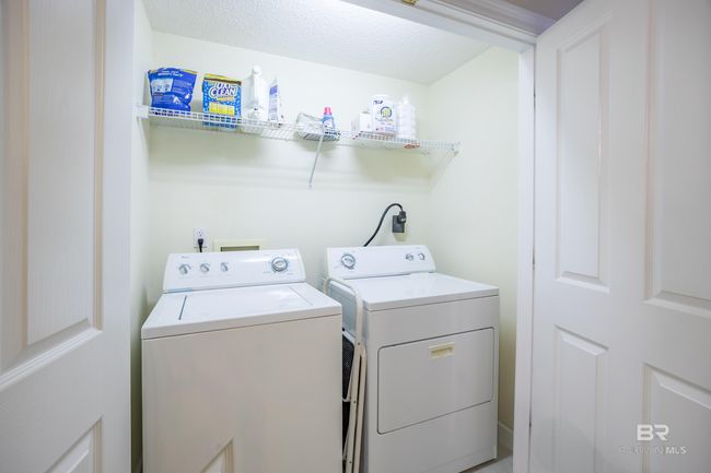 Laundry | Image 24