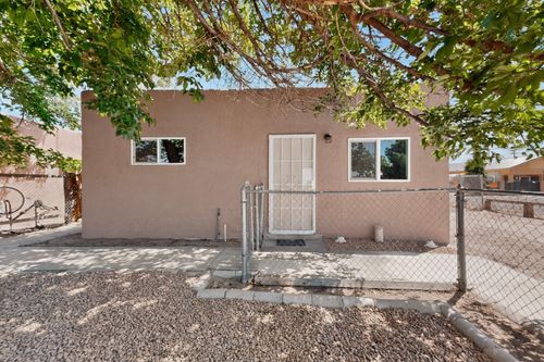 3216 Cypress Dr Sw, Albuquerque, NM, 87105-2619 | Card Image