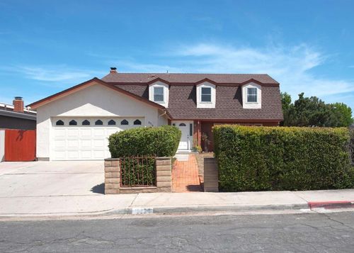 8934 Idyllwild, San Diego, CA, 92119 | Card Image