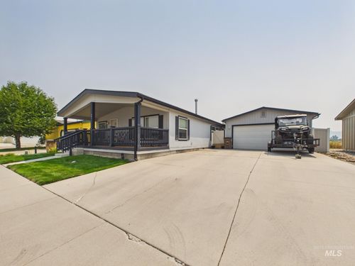 861 Liberty Ln, Emmett, ID, 83617-3796 | Card Image