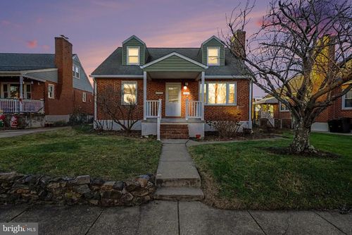 8224 Laurel Dr, PARKVILLE, MD, 21234-5516 | Card Image