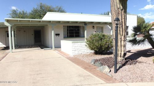 310 S Las Hamacas, Green Valley, AZ, 85614-2410 | Card Image