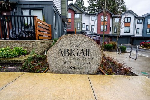 14-10527 155 St, Surrey, BC, V3R0H2 | Card Image