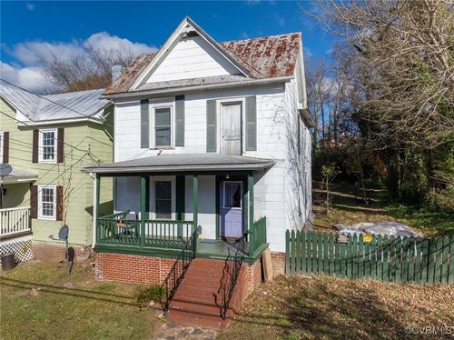 209 W 5th Ave, Lawrenceville, VA, 23868-2103 | Card Image