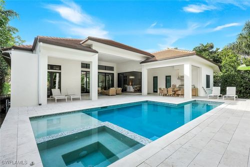 3200 Crayton Rd, NAPLES, FL, 34103-4058 | Card Image