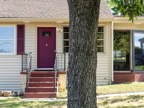 205 Devon Rd, STAUNTON, VA, 24401-2657 | Card Image