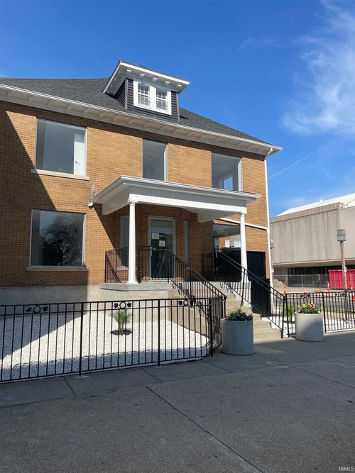 401 S 2nd St, Elkhart, IN, 46516-3241 | Card Image