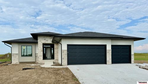 3830 Prairie Ln, Lincoln, NE, 68521 | Card Image