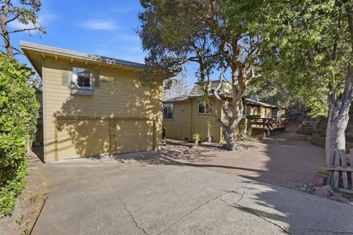 24776 Cabrillo St, Carmel, CA, 93923-8207 | Card Image