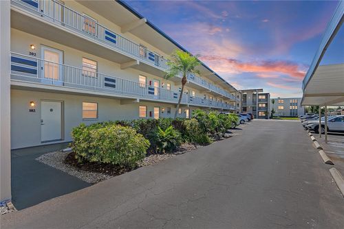 apt-210-9940 47th Ave N, ST PETERSBURG, FL, 33708-3222 | Card Image