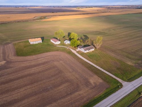 23601 N 1700 East Rd, Odell, IL, 60460-8124 | Card Image