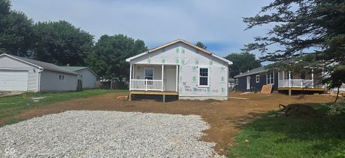424 Dream Way, Cloverdale, IN, 46120-8869 | Card Image