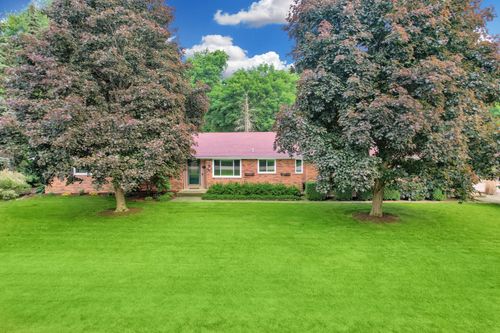47W815 Timberview Dr, Big Rock, IL, 60511-9413 | Card Image