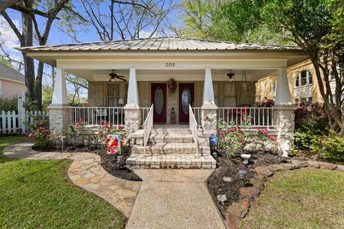 305 W Lafayette St, Jefferson, TX, 75657-2209 | Card Image