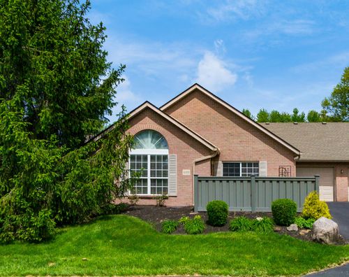 6101 Blendon Chase Dr, Westerville, OH, 43081-8664 | Card Image