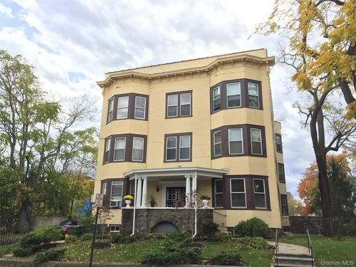 2-1-26 Coligni Ave, New Rochelle, NY, 10801-2620 | Card Image