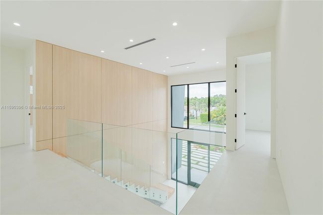 549 East Dr, House other with 4 bedrooms, 4 bathrooms and null parking in Miami Springs FL | Image 48