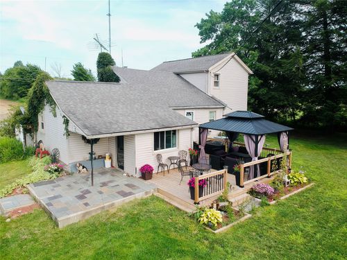 12210 Silverthorn Rd, Edinboro, PA, 16412-1224 | Card Image