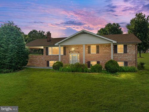 412 Henry Dr, WOODSTOCK, VA, 22664-1141 | Card Image