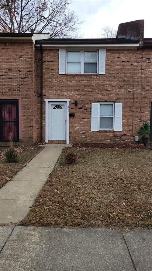 6981 E Tanners Creek Dr, Norfolk, VA, 23513-1156 | Card Image