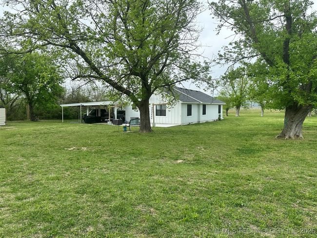611 E Highway 1, House other with 3 bedrooms, 2 bathrooms and null parking in Allen OK | Image 35