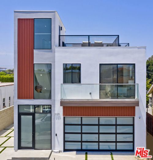 3129 Helms Ave, LOS ANGELES, CA, 90034-3243 | Card Image