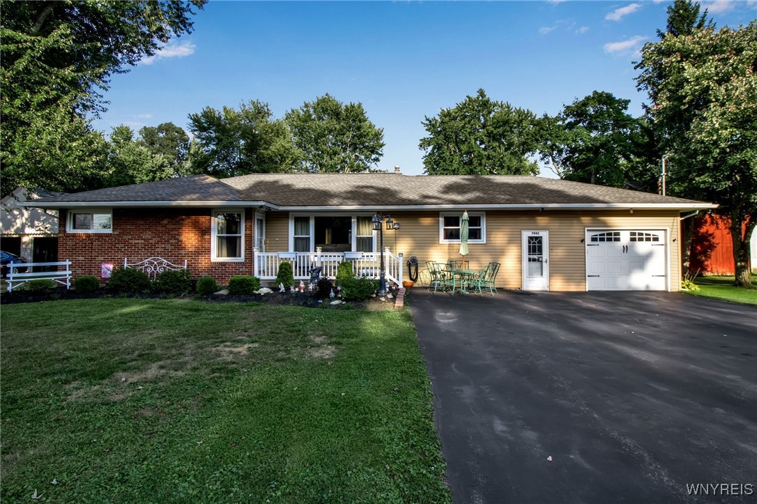 Transit Rd, East Amherst, NY 14051