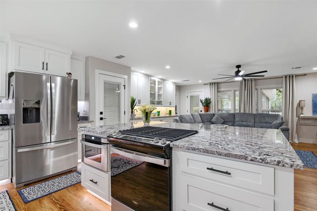 1405 N Wharton St, House other with 5 bedrooms, 2 bathrooms and null parking in Sherman TX | Image 7