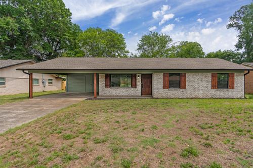 1412 Dartmouth, Longview, TX, 75601 | Card Image