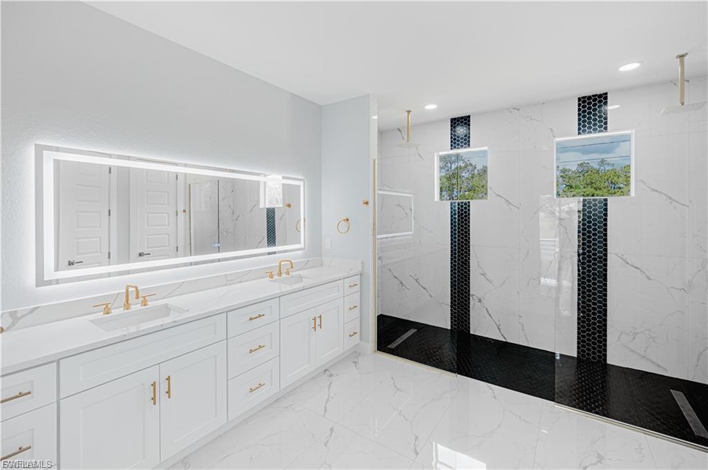 Residential in CAPE CORAL 3