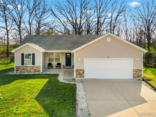 30 Round Table Ct, Winfield, MO, 63389-2427 | Card Image