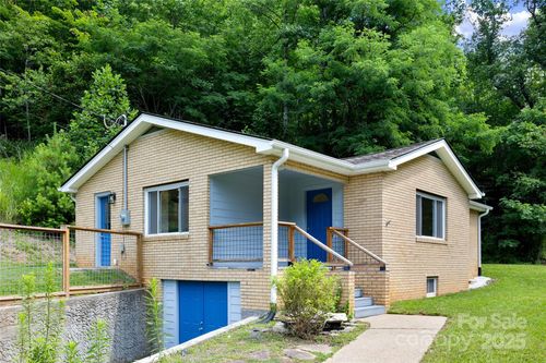 2396 Nc Highway 9, Black Mountain, NC, 28711-9691 | Card Image