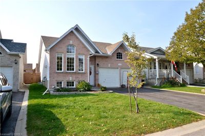 920 Rainbow Cres, House other with 6 bedrooms, 3 bathrooms and 6 parking in Kingston ON | Image 2